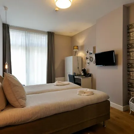 Heere Hotel 3*