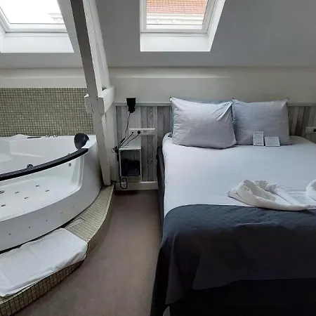 Heere 3* Raamsdonksveer